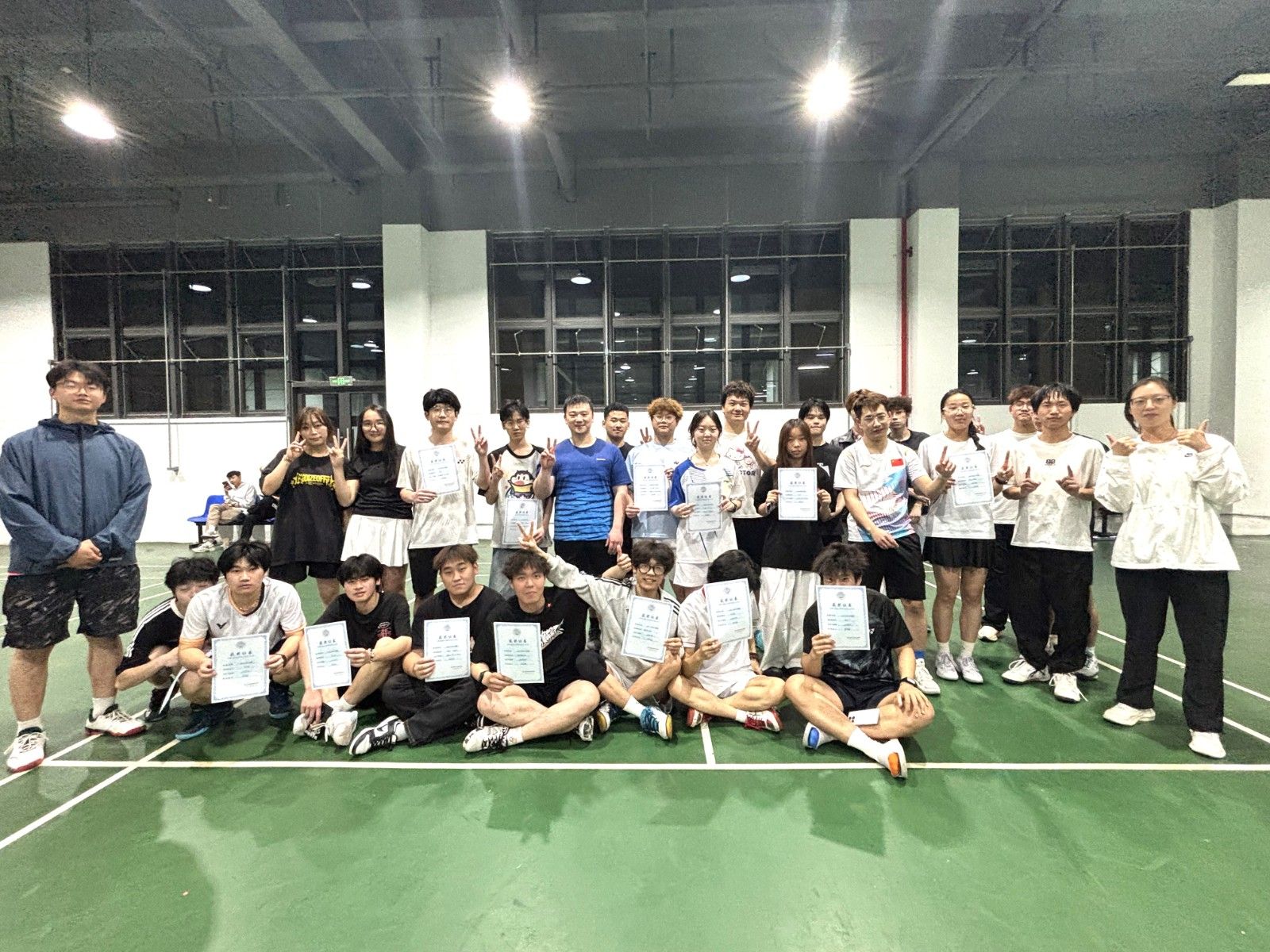 信息技术学院勇夺“美珈杯”羽毛球赛冠军